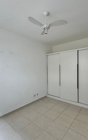 Apartamento à venda com 211m², 3 quartos e 2 vagas Apartamento à venda com 211m², 3 quartos e 2 vagasSuíte