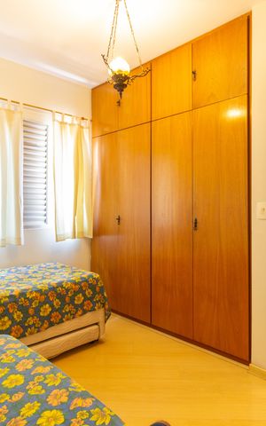 Casa de condomínio à venda com 219m², 3 quartos e 3 vagas Casa de condomínio à venda com 219m², 3 quartos e 3 vagasQuarto 2