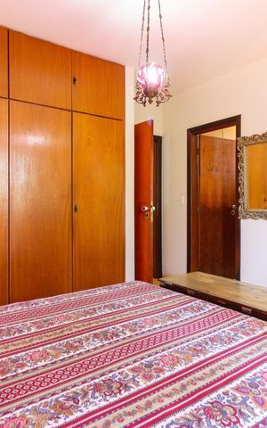 Casa de condomínio à venda com 219m², 3 quartos e 3 vagas Casa de condomínio à venda com 219m², 3 quartos e 3 vagasSuíte