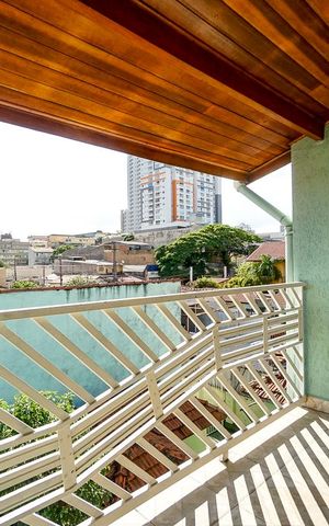 Casa de condomínio à venda com 115m², 3 quartos e 1 vaga Casa de condomínio à venda com 115m², 3 quartos e 1 vagaVaranda do quarto 02
