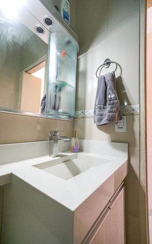 Casa de condomínio à venda com 115m², 3 quartos e 1 vaga Casa de condomínio à venda com 115m², 3 quartos e 1 vagaBanheiro da suíte