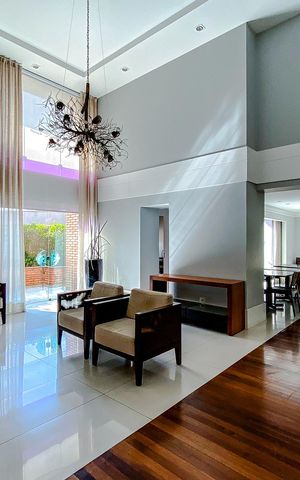 Apartamento à venda com 241m², 5 quartos e 4 vagasÁrea comum - Salão de festas