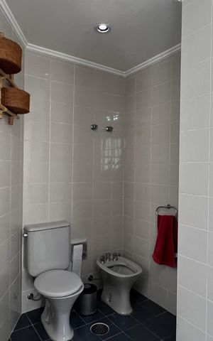 Apartamento à venda com 203m², 4 quartos e 4 vagas Apartamento à venda com 203m², 4 quartos e 4 vagasBanheiro da Suíte 2