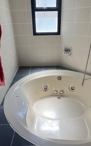 Apartamento à venda com 203m², 4 quartos e 4 vagas Apartamento à venda com 203m², 4 quartos e 4 vagasBanheiro da Suíte 2