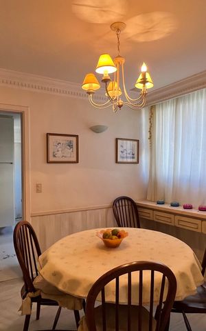 Apartamento à venda com 203m², 4 quartos e 4 vagas Apartamento à venda com 203m², 4 quartos e 4 vagasCopa