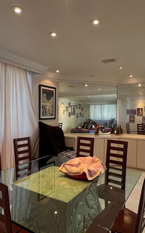 Apartamento à venda com 203m², 4 quartos e 4 vagas Apartamento à venda com 203m², 4 quartos e 4 vagasSala de Jantar