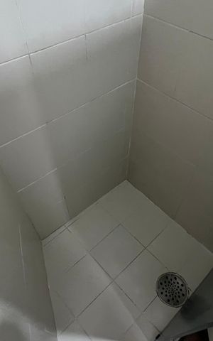 Apartamento à venda com 203m², 4 quartos e 4 vagas Apartamento à venda com 203m², 4 quartos e 4 vagasBanheiro da Suíte 1