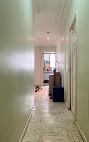 Apartamento à venda com 203m², 4 quartos e 4 vagas Apartamento à venda com 203m², 4 quartos e 4 vagasSuite 2