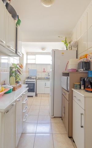 Apartamento à venda com 77m², 2 quartos e 1 vaga Apartamento à venda com 77m², 2 quartos e 1 vagaCozinha