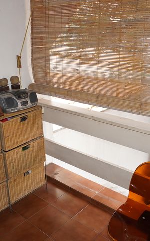 Casa à venda com 320m², 3 quartos e 2 vagasQuarto 2 - Varanda