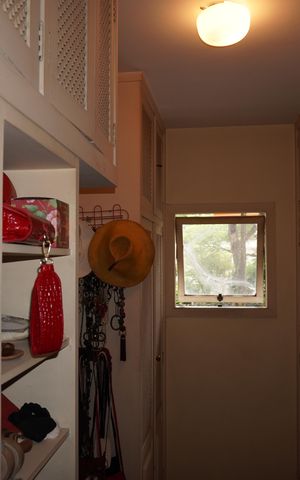 Casa à venda com 320m², 3 quartos e 2 vagasCloset do quarto 2