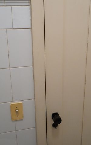 Casa à venda com 320m², 3 quartos e 2 vagasBanheiro do Quarto 1