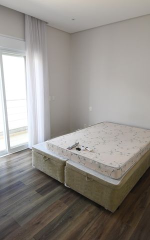 Casa à venda com 336m², 3 quartos e 4 vagasSuíte 2