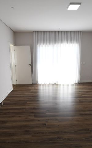 Casa à venda com 336m², 3 quartos e 4 vagasSuíte 3