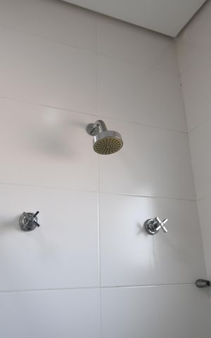 Casa à venda com 336m², 3 quartos e 4 vagasBanheiro da Suíte 2