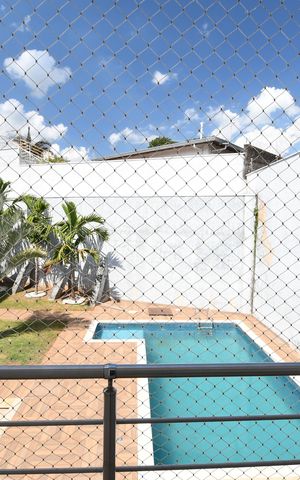 Casa à venda com 336m², 3 quartos e 4 vagasVaranda da Suíte 2