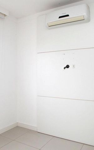 Apartamento à venda com 84m², 2 quartos e 2 vagasQuarto 2