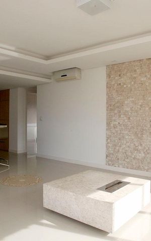 Apartamento à venda com 84m², 2 quartos e 2 vagasSala