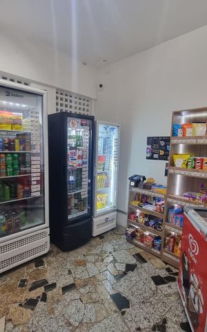 Apartamento à venda com 90m², 3 quartos e 2 vagas Apartamento à venda com 90m², 3 quartos e 2 vagasÁrea externa