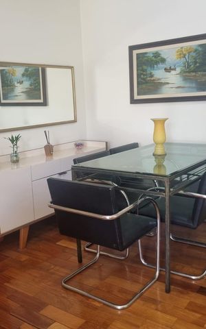 Apartamento à venda com 90m², 3 quartos e 2 vagas Apartamento à venda com 90m², 3 quartos e 2 vagasSala