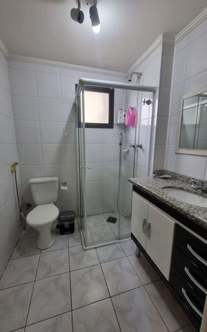 Apartamento à venda com 90m², 3 quartos e 2 vagas Apartamento à venda com 90m², 3 quartos e 2 vagasBanheiro
