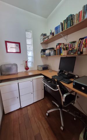 Apartamento à venda com 90m², 3 quartos e 2 vagas Apartamento à venda com 90m², 3 quartos e 2 vagasQuarto