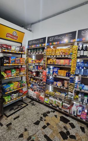 Apartamento à venda com 90m², 3 quartos e 2 vagas Apartamento à venda com 90m², 3 quartos e 2 vagasÁrea externa
