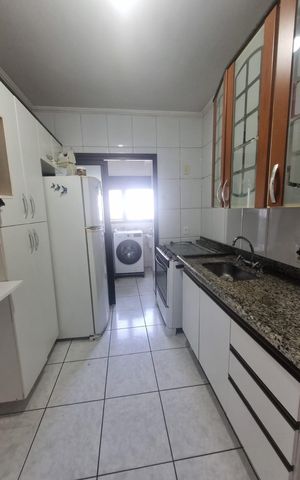 Apartamento à venda com 90m², 3 quartos e 2 vagas Apartamento à venda com 90m², 3 quartos e 2 vagasCozinha