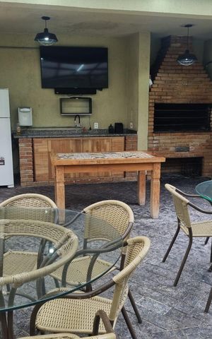 Apartamento à venda com 90m², 3 quartos e 2 vagas Apartamento à venda com 90m², 3 quartos e 2 vagasÁrea externa