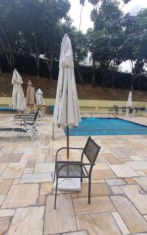 Apartamento à venda com 90m², 3 quartos e 2 vagas Apartamento à venda com 90m², 3 quartos e 2 vagasÁrea externa