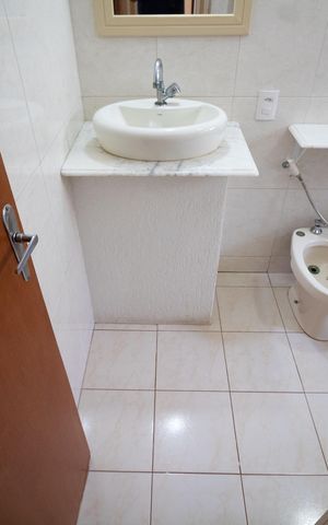 Apartamento para alugar com 75m², 2 quartos e 1 vaga Apartamento para alugar com 75m², 2 quartos e 1 vagaBANHEIRO SOCIAL