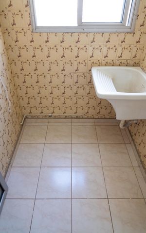 Apartamento para alugar com 75m², 2 quartos e 1 vaga Apartamento para alugar com 75m², 2 quartos e 1 vagaÁREA DE SERVIÇO