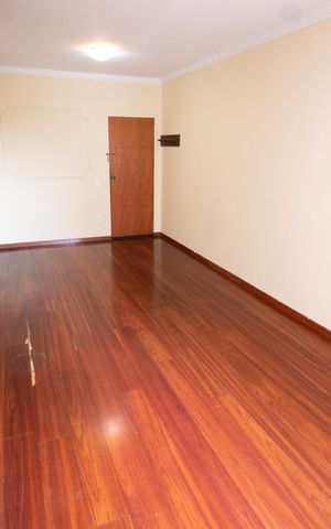Apartamento para alugar com 75m², 2 quartos e 1 vaga Apartamento para alugar com 75m², 2 quartos e 1 vagaSala