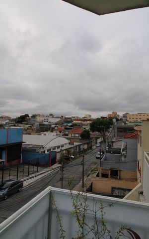 Casa à venda com 129m², 2 quartos e 2 vagasSala - Varanda