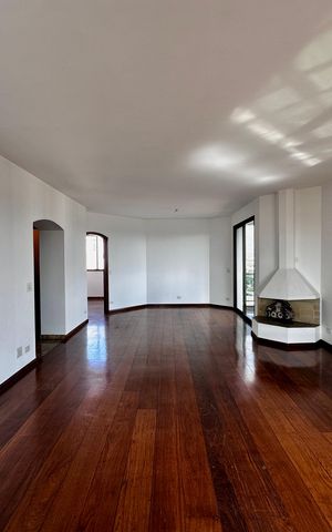 Apartamento à venda com 161m², 2 quartos e 3 vagasSala