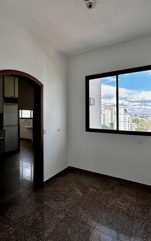 Apartamento à venda com 161m², 2 quartos e 3 vagasCopa