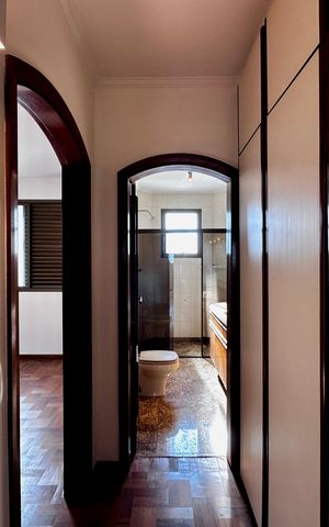 Apartamento à venda com 161m², 2 quartos e 3 vagasCloset Quarto 2