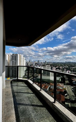 Apartamento à venda com 161m², 2 quartos e 3 vagasSacada