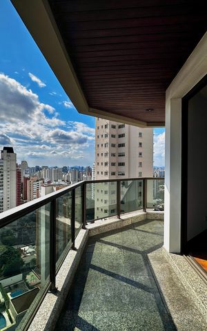 Apartamento à venda com 161m², 2 quartos e 3 vagasSacada