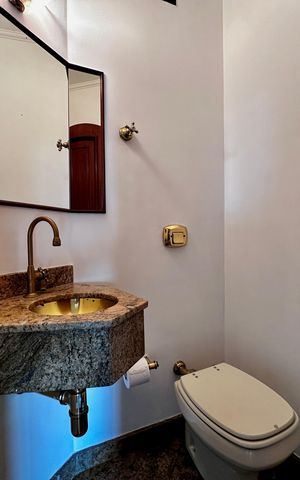 Apartamento à venda com 161m², 2 quartos e 3 vagasLavabo
