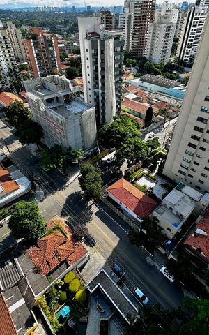 Apartamento à venda com 161m², 2 quartos e 3 vagasVista