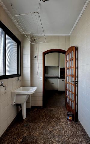 Apartamento à venda com 161m², 2 quartos e 3 vagasÁrea de Serviço