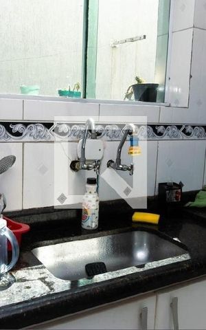 Casa à venda com 180m², 3 quartos e 4 vagas Casa à venda com 180m², 3 quartos e 4 vagasCozinha