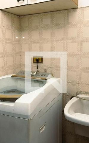 Casa à venda com 180m², 3 quartos e 4 vagas Casa à venda com 180m², 3 quartos e 4 vagasÁrea de Serviço