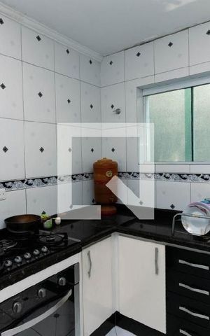 Casa à venda com 180m², 3 quartos e 4 vagas Casa à venda com 180m², 3 quartos e 4 vagasCozinha