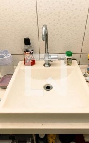 Casa à venda com 180m², 3 quartos e 4 vagas Casa à venda com 180m², 3 quartos e 4 vagasBanheiro 3