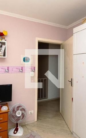 Casa à venda com 180m², 3 quartos e 4 vagas Casa à venda com 180m², 3 quartos e 4 vagasQuarto 2