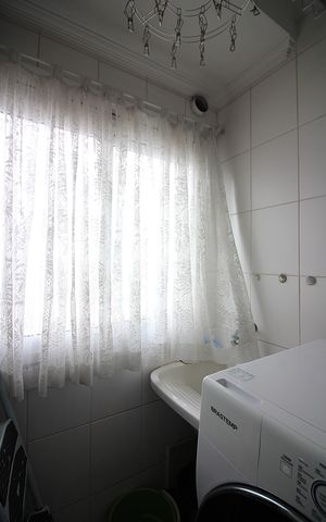 Apartamento à venda com 84m², 2 quartos e 2 vagasÁrea de Serviço
