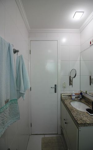 Apartamento à venda com 84m², 2 quartos e 2 vagasQuarto 1 - Suíte Banheiro 