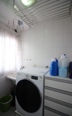 Apartamento à venda com 84m², 2 quartos e 2 vagasÁrea de Serviço